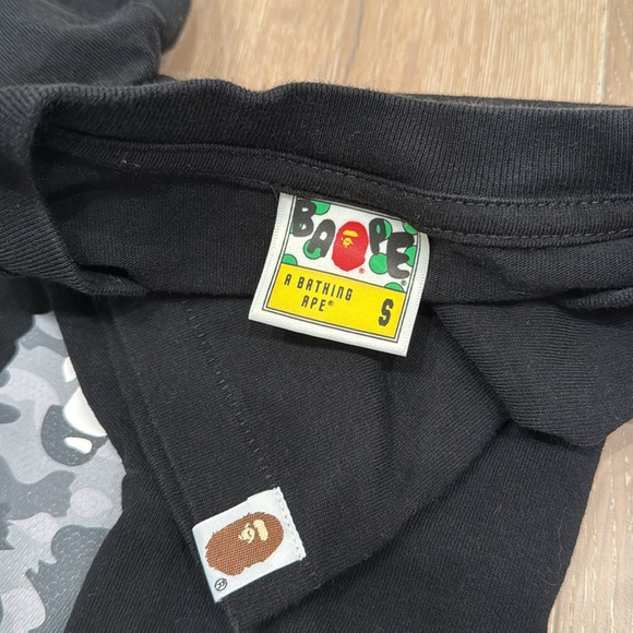 BAPE A Bathing Ape Camo College Tee Black Tee with Grey 
Size S. - Picture 2 of 3